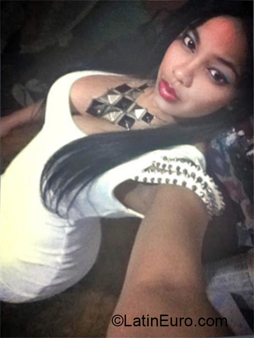 Date this lovely Dominican Republic girl Edilizia from san francisco de macoris DO21826