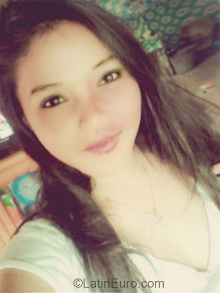 Date this cute Philippines girl Wang from Cagayan De Oro City PH764