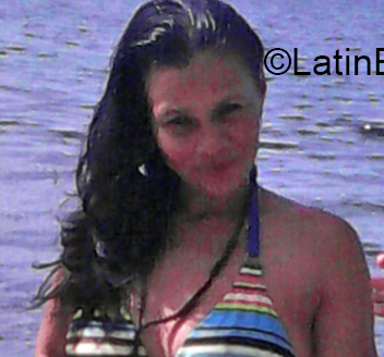 Date this delightful Honduras girl Nohemie from La Ceiba HN1520