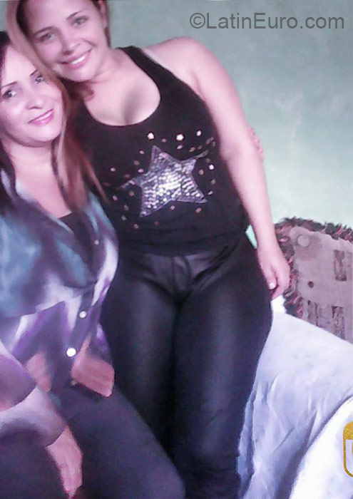 Date this funny Honduras girl Yenifer from Tegucigalpa HN1807