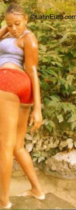 Date this gorgeous Jamaica girl Lamika from Sav-la-mar JM2054