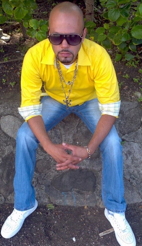 Date this funny Dominican Republic man Jose from Santiago DO22231