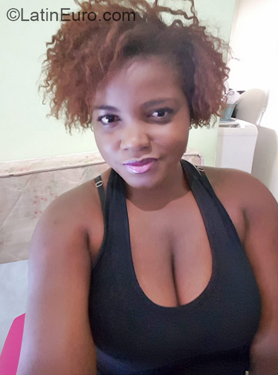 Date this tall Brazil girl Celcia from Rio De Janeiro BR9343