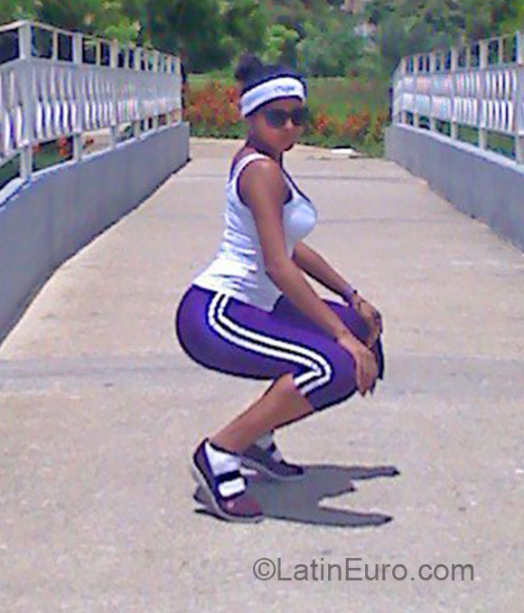 Date this hard body Venezuela girl Maria from Puerto la cruz VE523