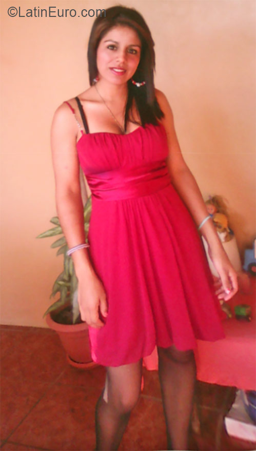 Date this athletic Honduras girl Fernanda from Tegucigalpa HN1552