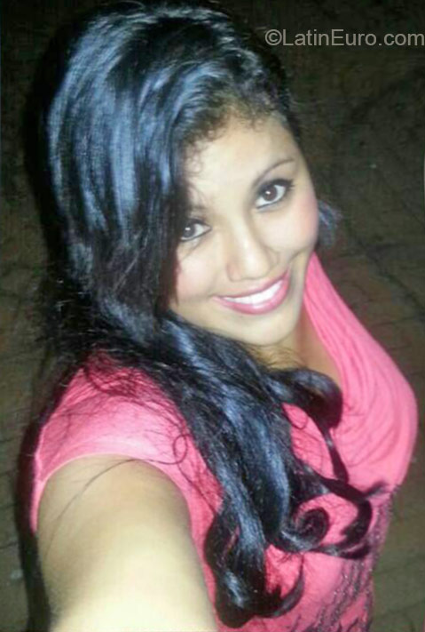 Date this exotic Honduras girl Saray from Choluteca HN1555
