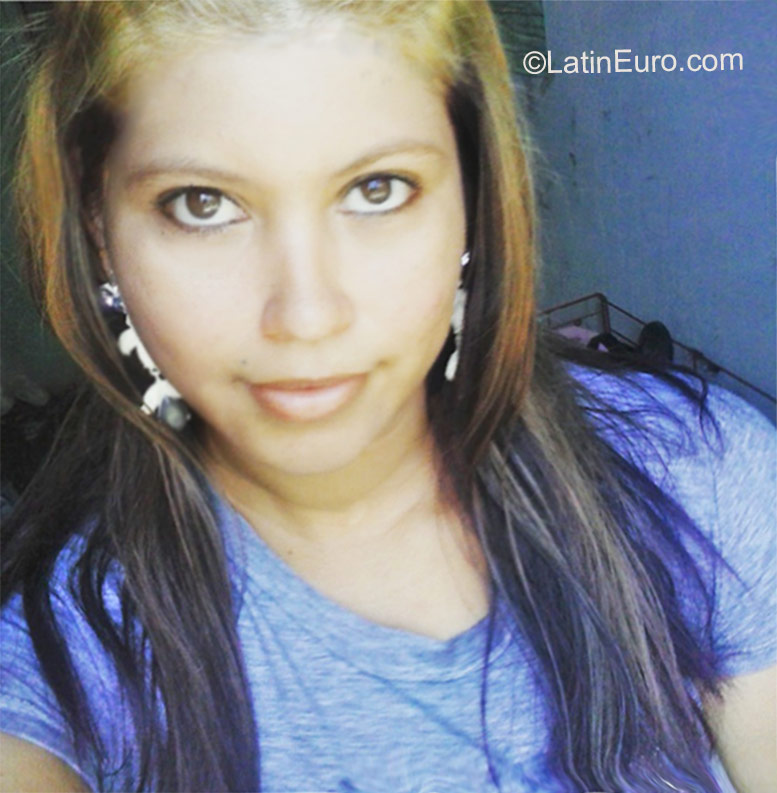 Date this stunning Panama girl Marel from David PA628