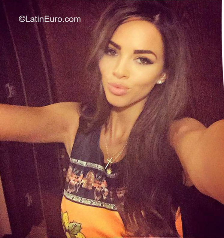 Date this young Bulgaria girl Boyana from Sofia BG22