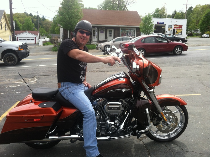 Date this hard body United States man Gsxr1300 from Montgomery US16319