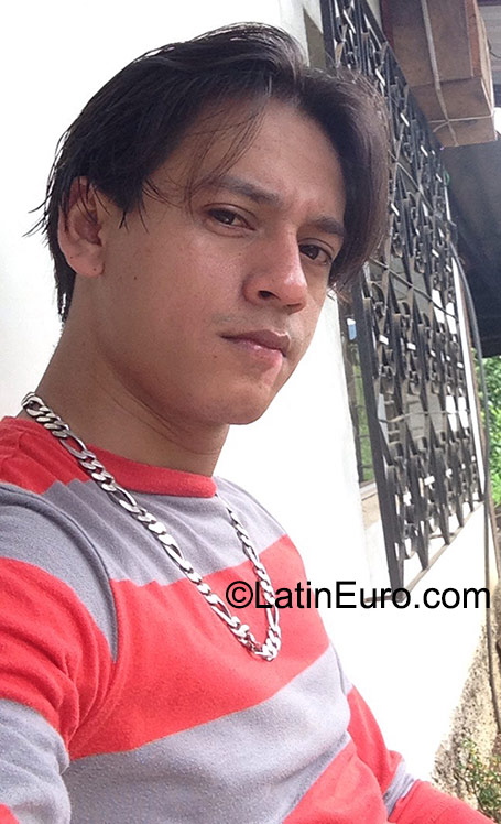 Date this happy Honduras man Josue from San Pedro Sula HN1606