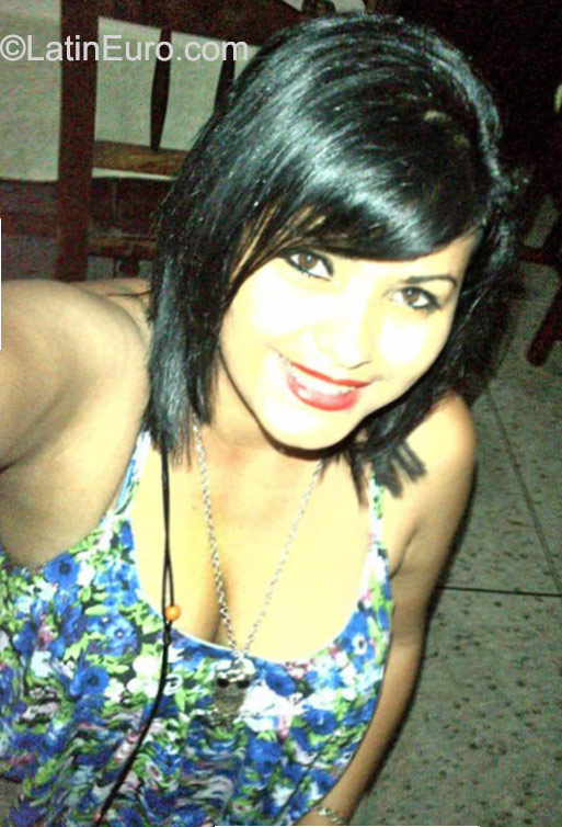 Date this cute Venezuela girl Candida from San Juan De Colon VE584