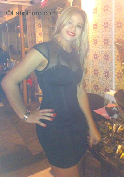 Date this sensual Brazil girl Michelle from Recife BR9408