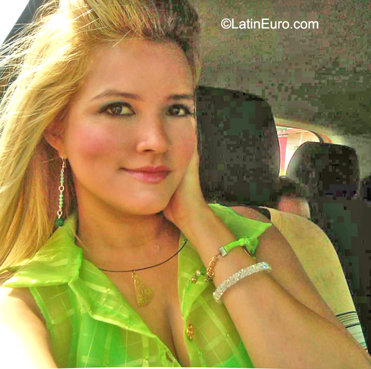 Date this georgeous Venezuela girl Daniel from el Tigre VE593