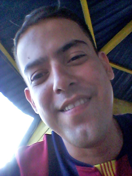 Date this voluptuous Honduras man Jimmy obed zuni from San Pedro Sula HN1663
