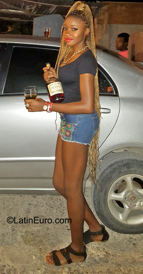 Date this funny Jamaica girl Caroline from Montego bay JM2136