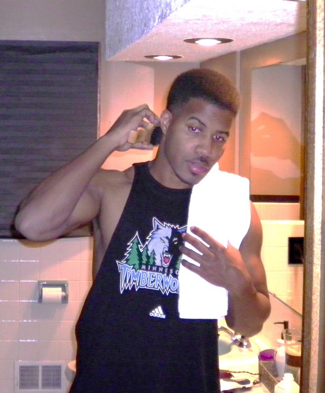 Date this young United States man JD from Brooklyn Park US16458