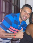 funny Colombia man Jhonathan from Cali CO18042