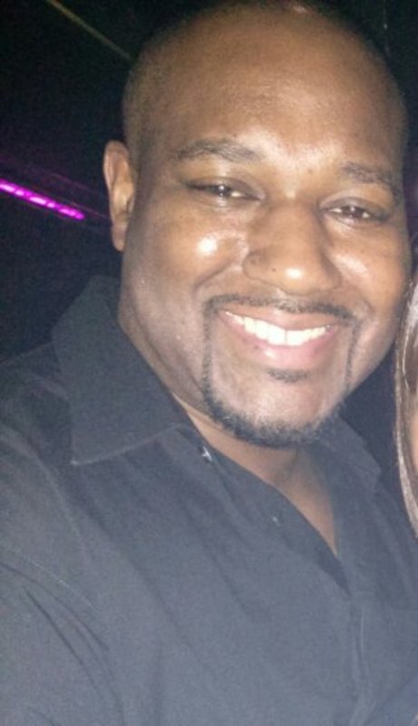 Date this attractive United States man Raymond from Roosevelt US16493