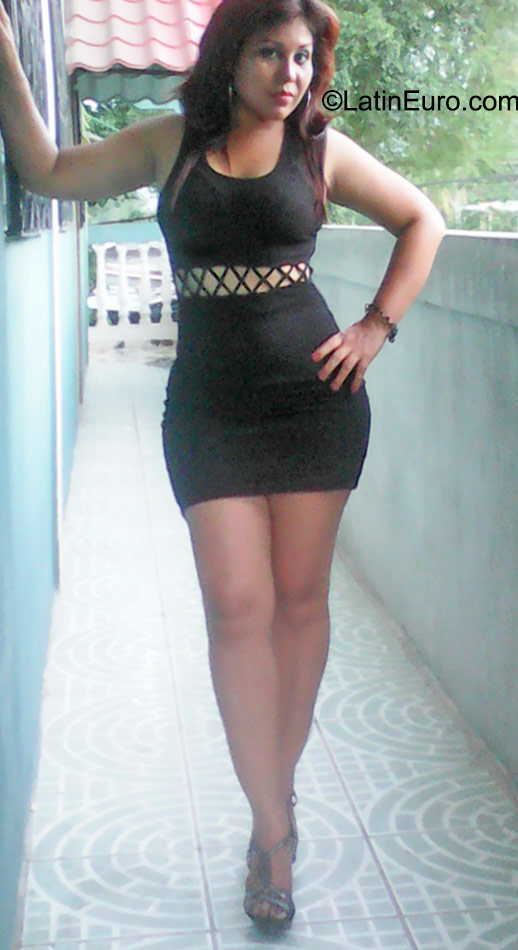 Date this beautiful Honduras girl Patricia from Tegucigalpa HN1717