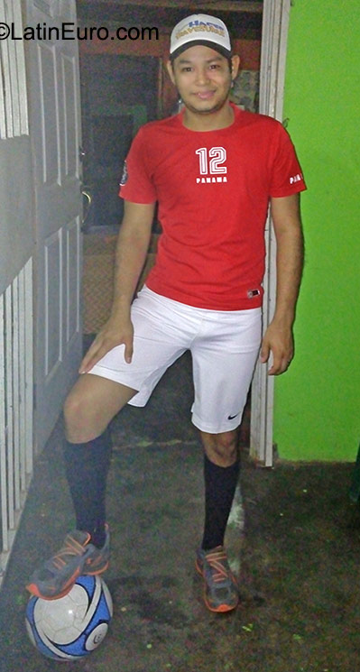 Date this happy Panama man Jose from Panama City PA708
