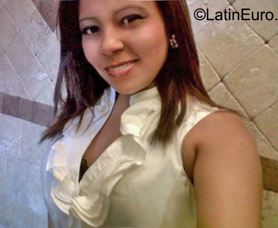 Date this cute Honduras girl Maritza from San Pedro Sula HN1736