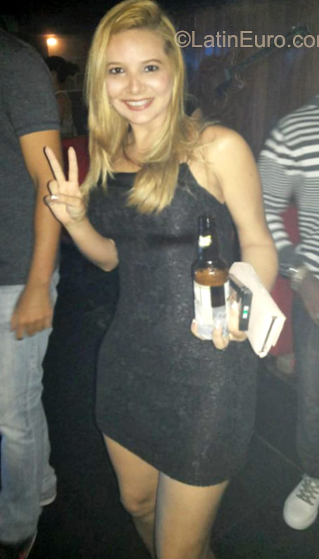 Date this georgeous Brazil girl Cristina from Recife BR9473