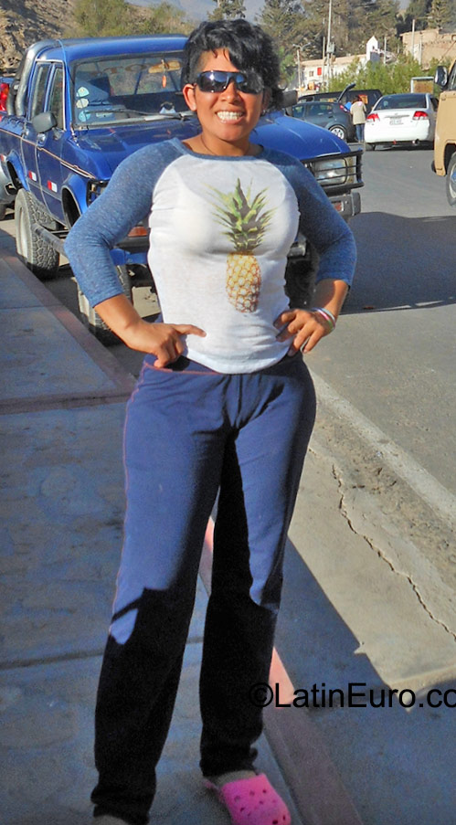 Date this lovely Peru girl Maritza from Tacna PE1073