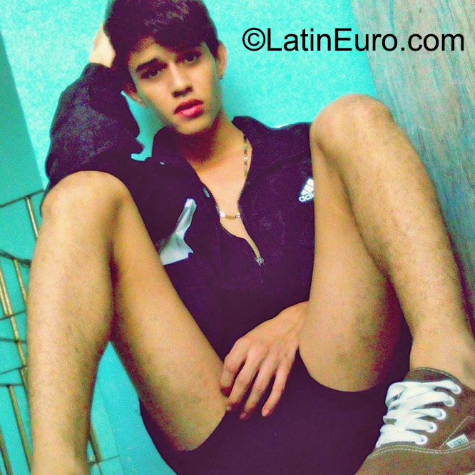 Date this good-looking Colombia man Juan from Barranquilla CO18185
