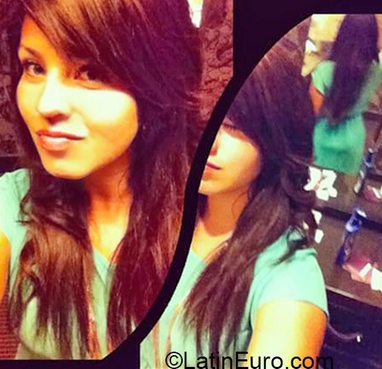 Date this young Mexico girl Fabiola from Mexico City MX1461