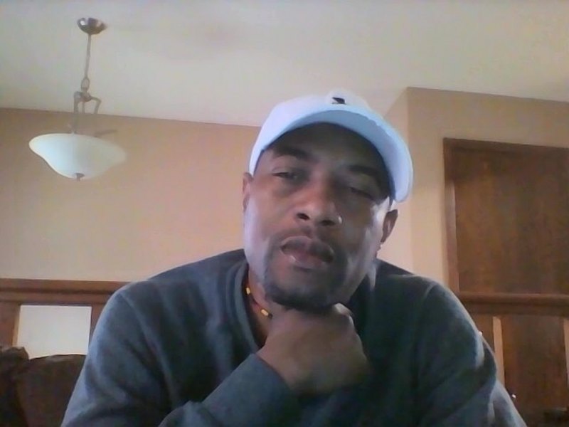 Date this pretty United States man Joe21 from Minneapolis US16629