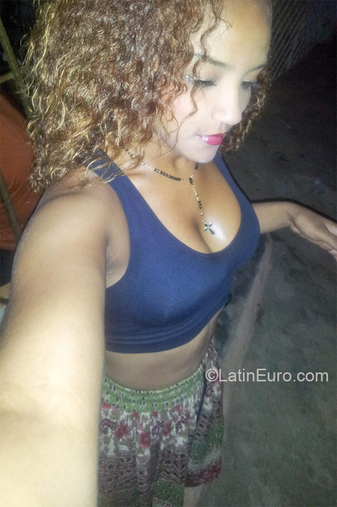 Date this young Dominican Republic girl Ines from Santo Domingo DO23983