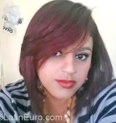 Date this funny Honduras girl Mery from Tegucigalpa DO24140