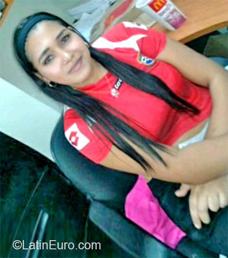 Date this delightful Panama girl Minelia from Panama City PA788