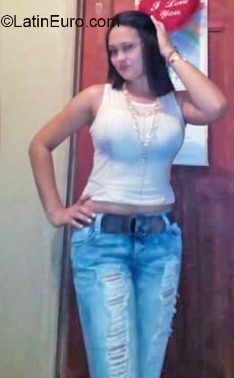 Date this gorgeous Honduras girl Vanessa from puerto cortes HN1871