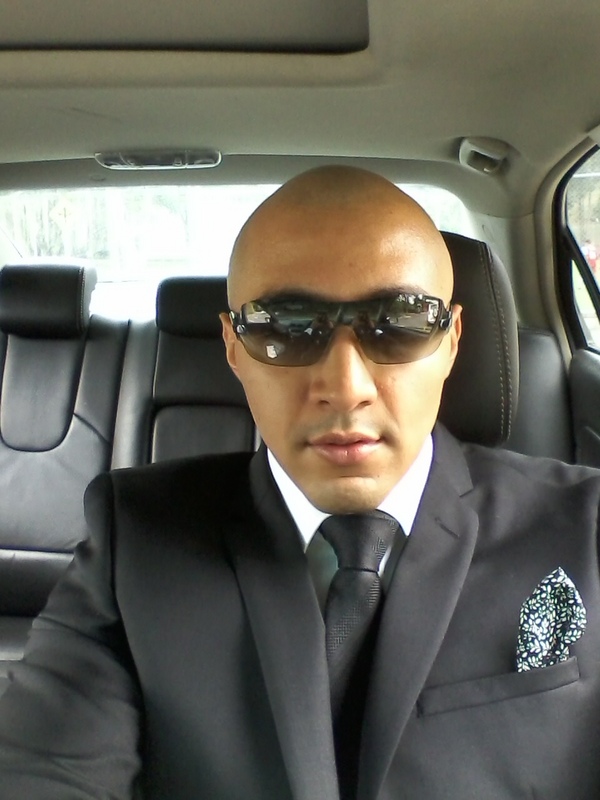 Date this hard body Colombia man Andres from Medellin CO18430