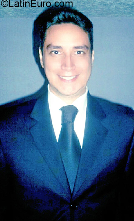 Date this lovely Colombia man Sergio from Bogota CO18452