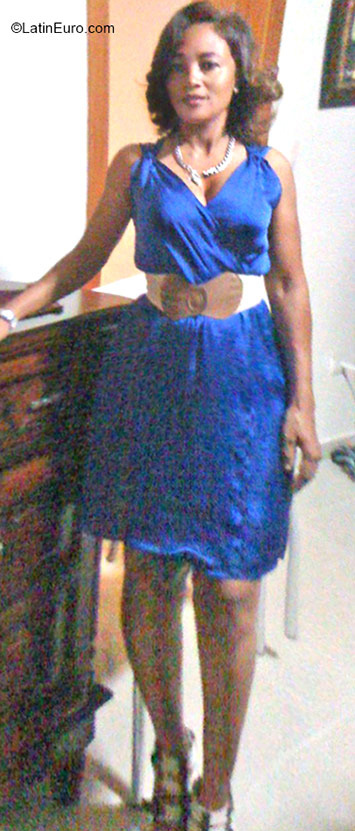 Date this lovely Dominican Republic girl Josefina from Santiago DO24573