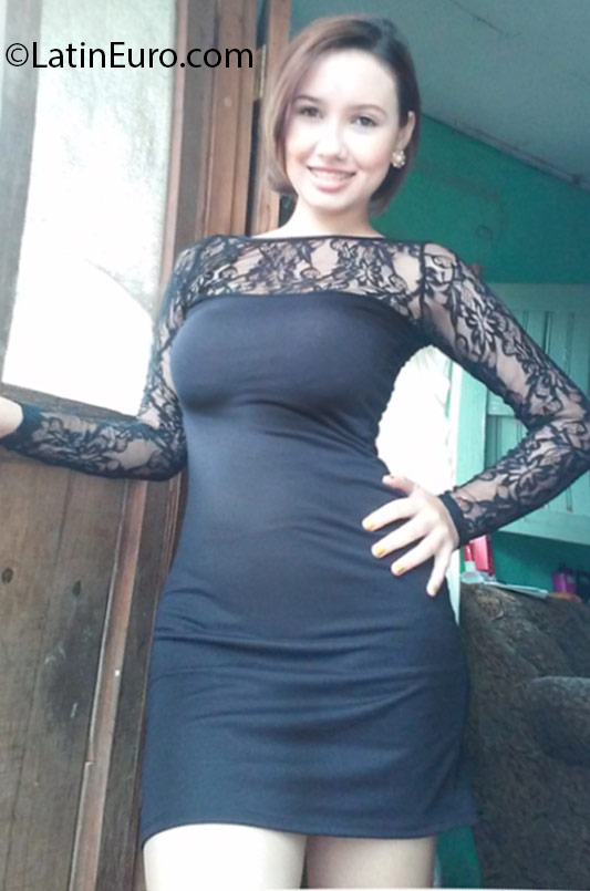 Date this hot Honduras girl Sindy from Tegucigalpa HN1963