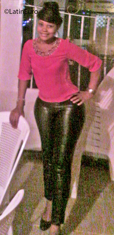 Date this stunning Dominican Republic girl Soldilis from Santo Domingo DO25966