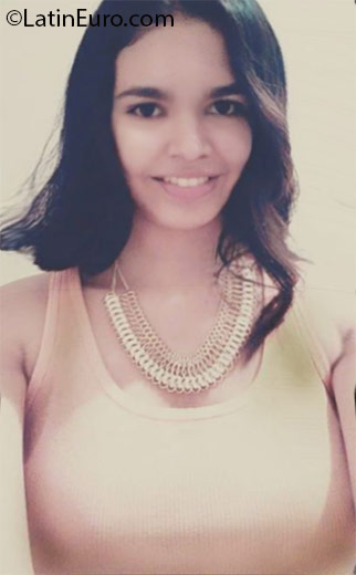 Date this beautiful Honduras girl Alejandra from Tegucigalpa HN1982