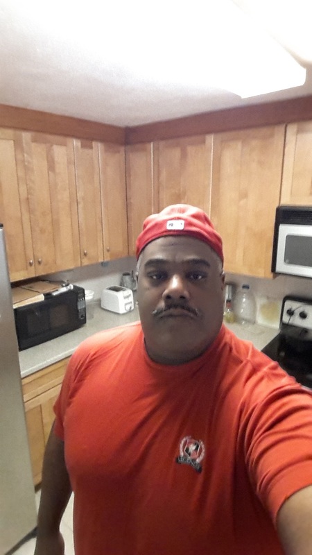 Date this nice looking United States man Patwalk from Cleveland US17017