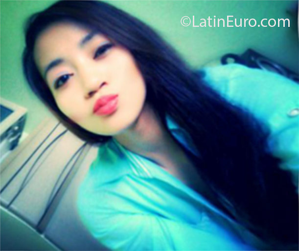 Date this hard body Philippines girl Aisha from Cavite PH874
