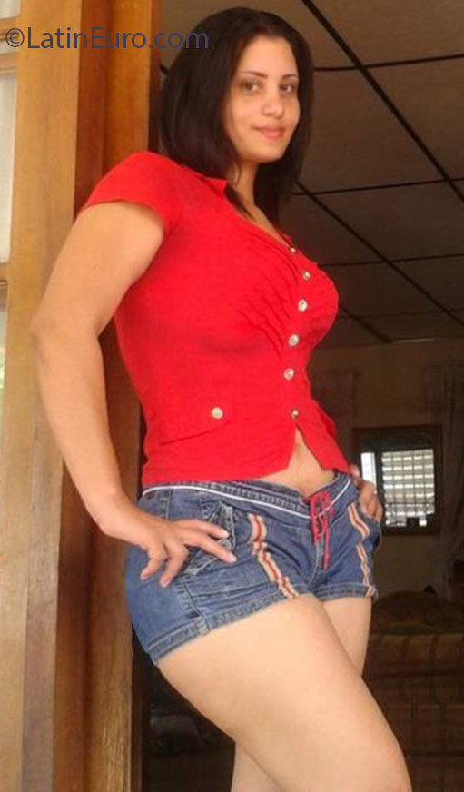 Date this foxy Panama girl Daysi from Panama PA895