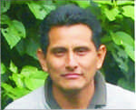 happy Peru man Leonardo from Panama PE1086