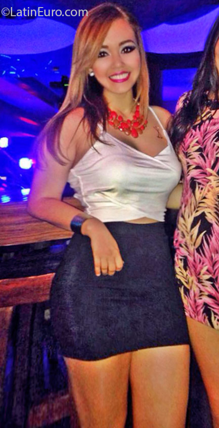 Date this happy Honduras girl Kimberly from San Pedro Sula HN2050