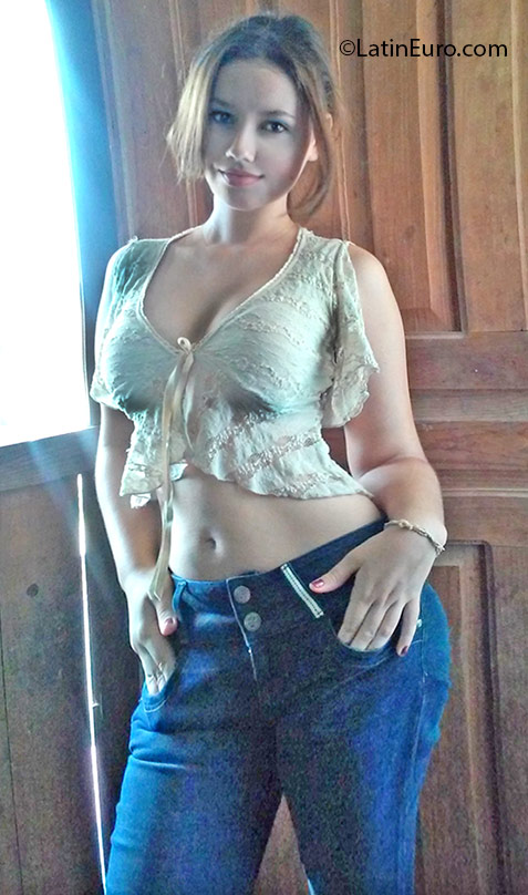 Date this passionate Honduras girl Sindy from San Pedro Sula HN2072