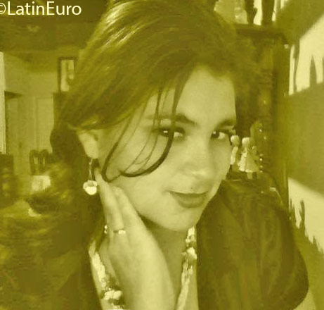 Date this funny Honduras girl Jenny from Tegucigalpa HN2106