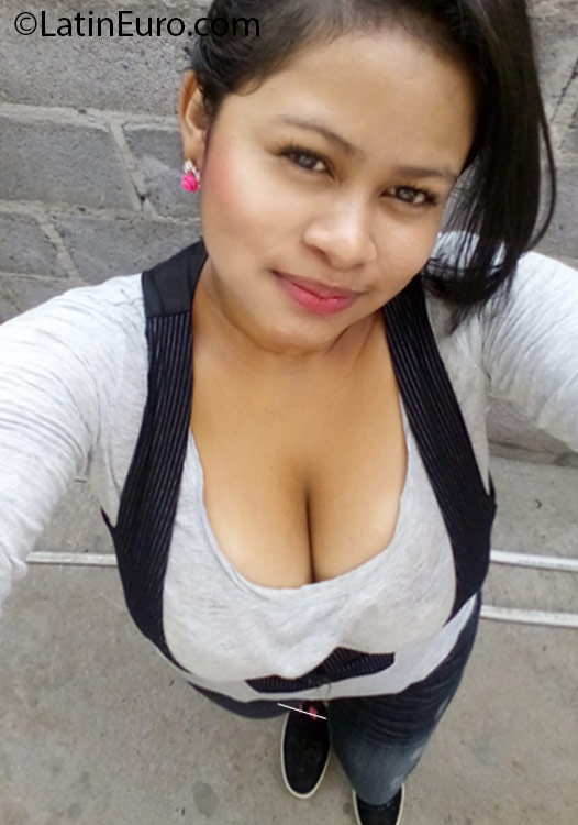 Date this stunning Honduras girl Bredin from San Lorenzo HN2120