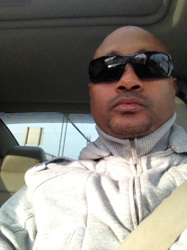 Date this hot United States man Adoni614 from Columbus US17255