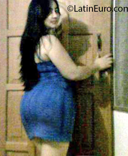 Date this voluptuous Honduras girl Mary from La Ceiba HN2177